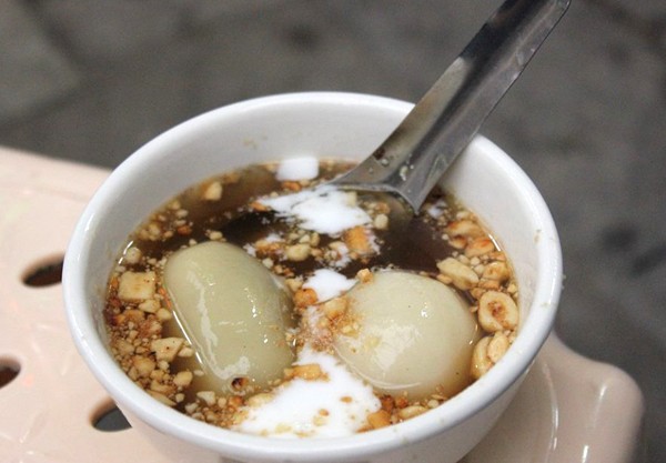 Đón đông ở những quán chè nóng nổi tiếng nhất Hà Nội ảnh 5