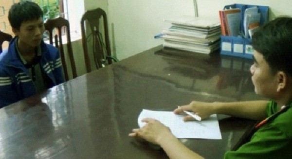 Nếm ‘trái cấm’ với người yêu 14 tuổi, ngỡ ngàng khi bị công an bắt ảnh 1