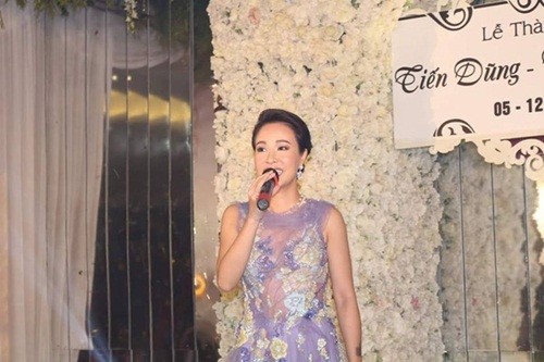 Hoàng Thùy Linh, Uyên Linh hát trong đám cưới 60 tỷ ảnh 3