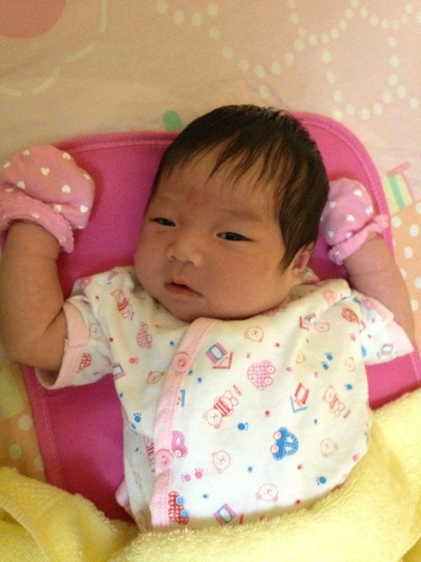 Khánh Đơn công khai ảnh con gái sau khi bị Lương Bích Hữu bỏ rơi ảnh 1