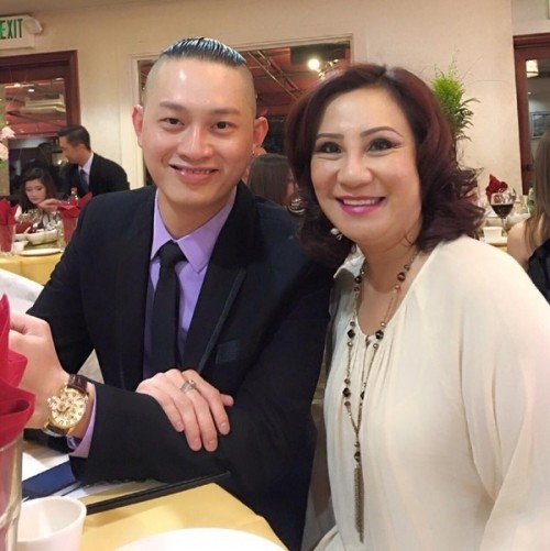 Ngắm dàn xe hơi sang chảnh của bạn trai Trang Trần ảnh 1