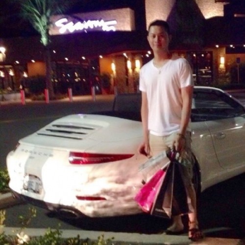 Ngắm dàn xe hơi sang chảnh của bạn trai Trang Trần ảnh 11