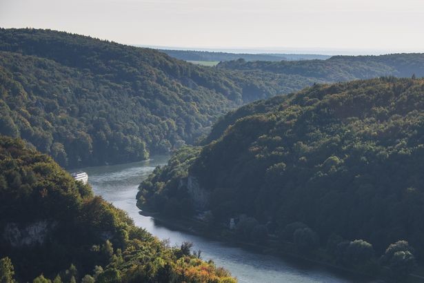 Người đàn ông may mắn vớt được 2,5 tỷ đồng dưới sông ảnh 3