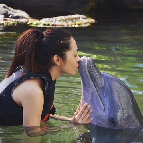 Loạt ảnh nóng bỏng, chưa hé lộ của Bảo Anh tại biển Hawaii ảnh 7