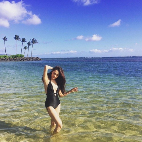 Loạt ảnh nóng bỏng, chưa hé lộ của Bảo Anh tại biển Hawaii ảnh 3