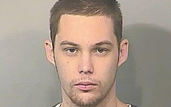 Tên trộm xấu số chạy trốn cảnh sát thì bị cá sấu ăn thịt ảnh 1