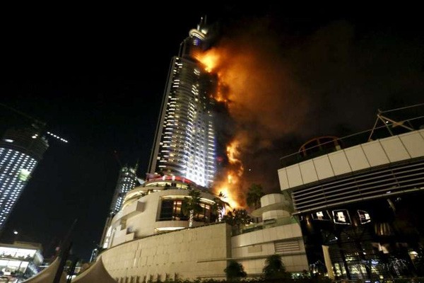 Cháy dữ dội ở khách sạn Dubai trước đêm giao thừa ảnh 2