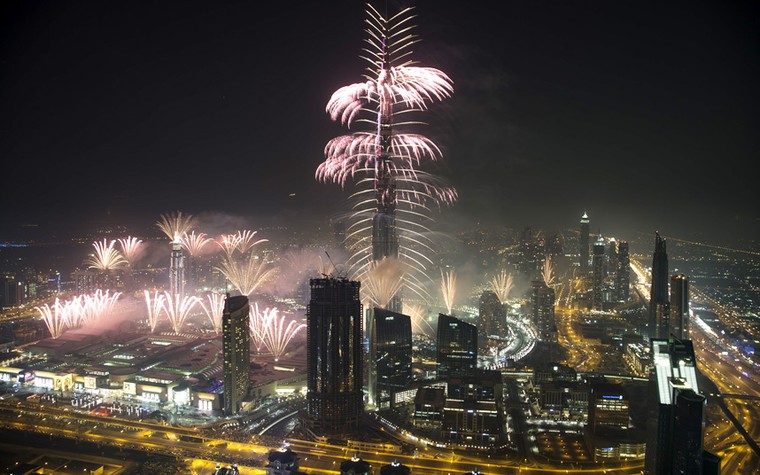 Pháo hoa rực rỡ khắp thế giới chào đón năm mới 2016 ảnh 7