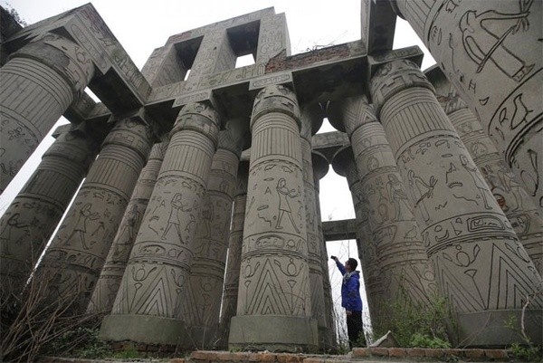 Những công trình nổi tiếng thế giới bị Trung Quốc làm nhái ảnh 16