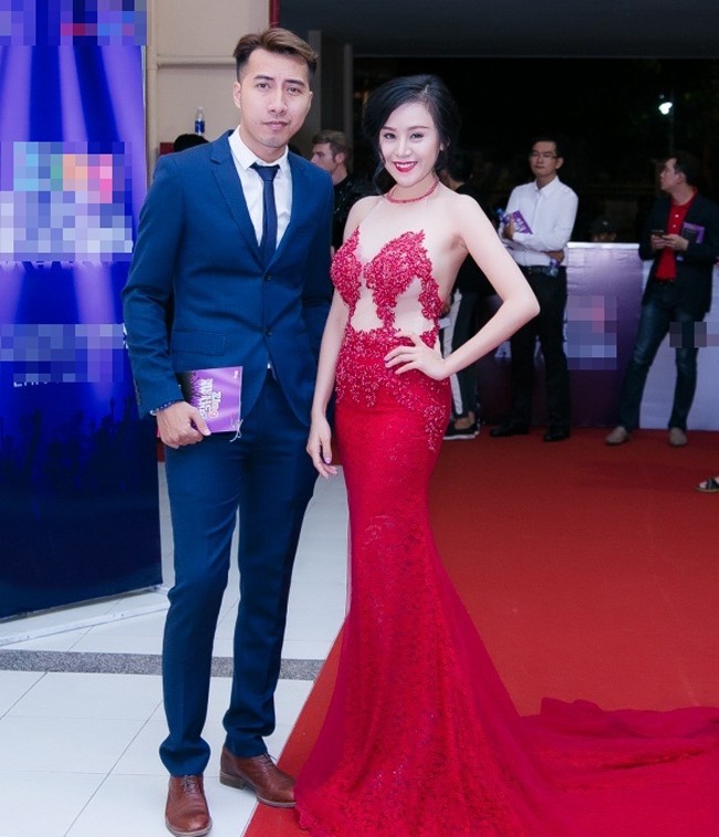 Mỹ nhân việt 'cướp' mọi ánh nhìn với khoảng hở tinh tế ảnh 3