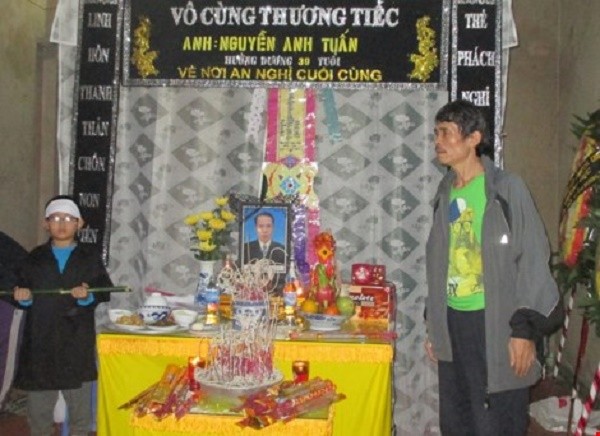 Kinh hoàng tài xế taxi bị giết, vứt xác để cướp xe ảnh 1