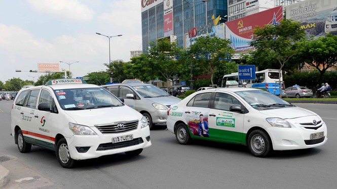 Bổ sung cơ chế quản lý Uber, GrabTaxi vào luật ảnh 1