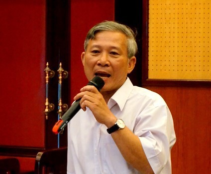 Nữ sinh lớp 7 đánh bạn: Trách nhiệm thuộc về người lớn ảnh 1