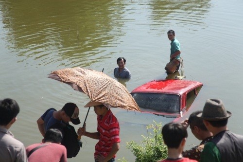 Cười "vật vã" với loạt phim hài Tết 2016 ảnh 1