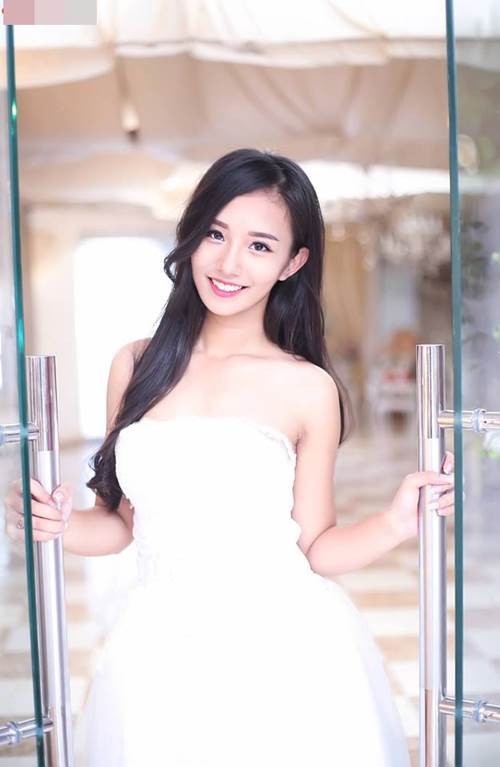 Nữ sinh 18 tuổi chân dài 'mét mốt' kiến cư dân mạng mê mẩn ảnh 8