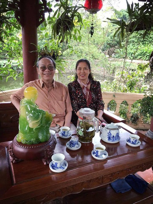 Màn rước dâu hoành tráng toàn xe vespa ở Hà Nội xưa ảnh 2