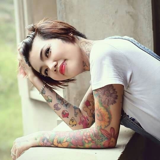 Trầm trồ với sự can đảm của các cô gái xăm 'kín' người ảnh 8