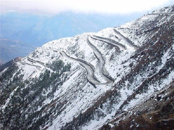 13 cung đường nhìn đã muốn xỉu ảnh 5