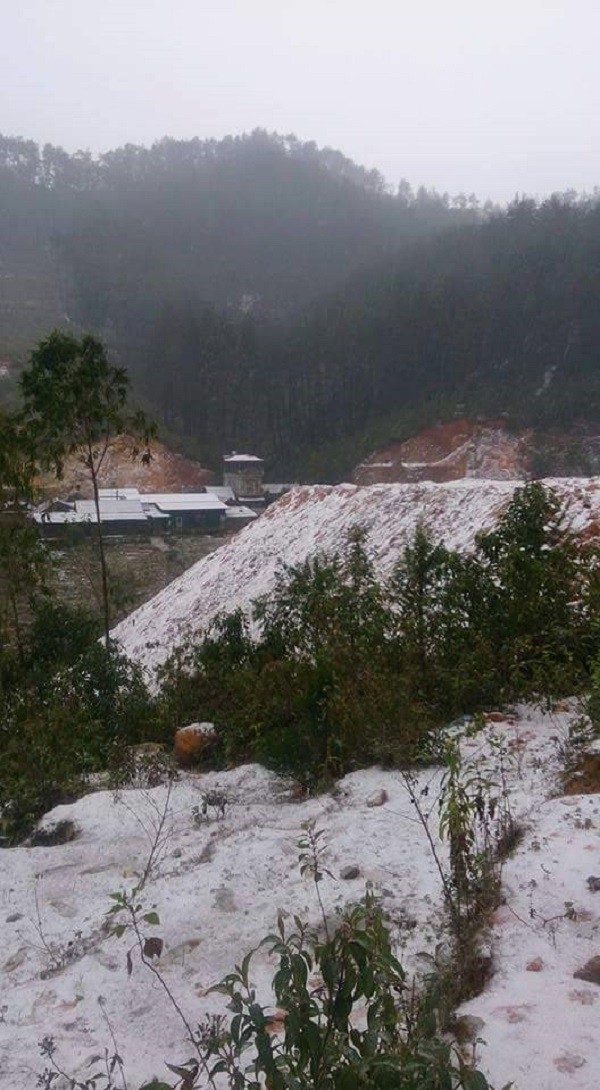 Tuyết rơi trên diện rộng tại Mù Cang Chải ảnh 8