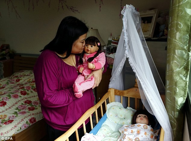 Búp bê 'tâm linh' gây sốt tại Thái Lan ảnh 3