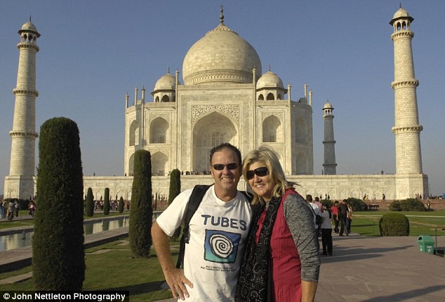 Bi kịch của người đàn ông có phần đầu rớt tận xuống ngực ảnh 3