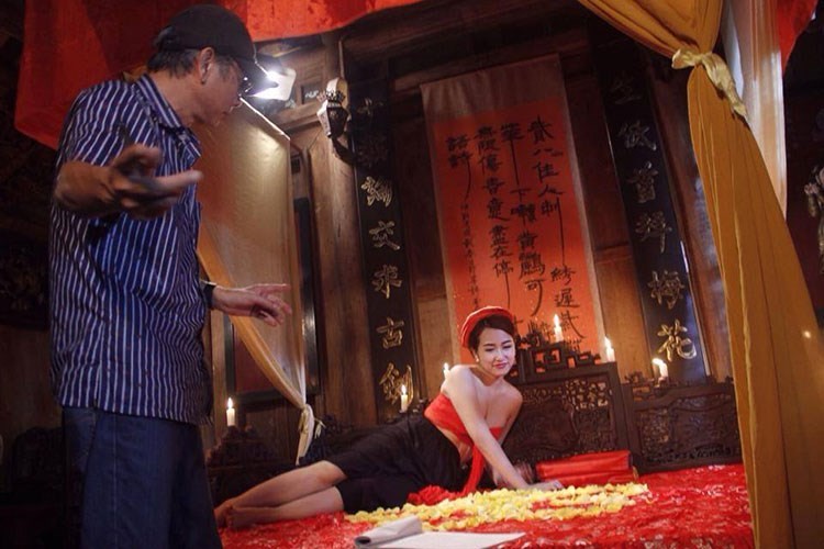 Cận cảnh hậu trường phim hài tết 2016 'Trở lại' ảnh 2