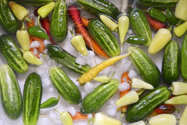 Sai lầm khi lưu trữ đồ ăn trong tủ lạnh gây hại sức khỏe của bạn ảnh 2