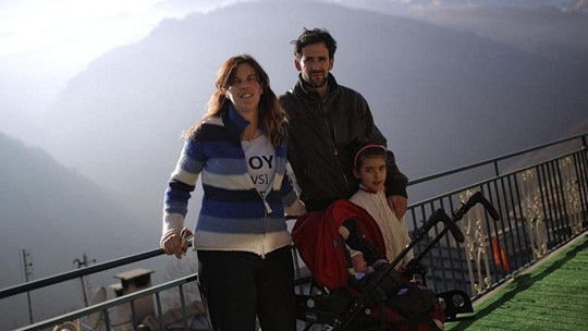 Lạ kỳ thị trấn không có em bé trong gần 30 năm ảnh 2