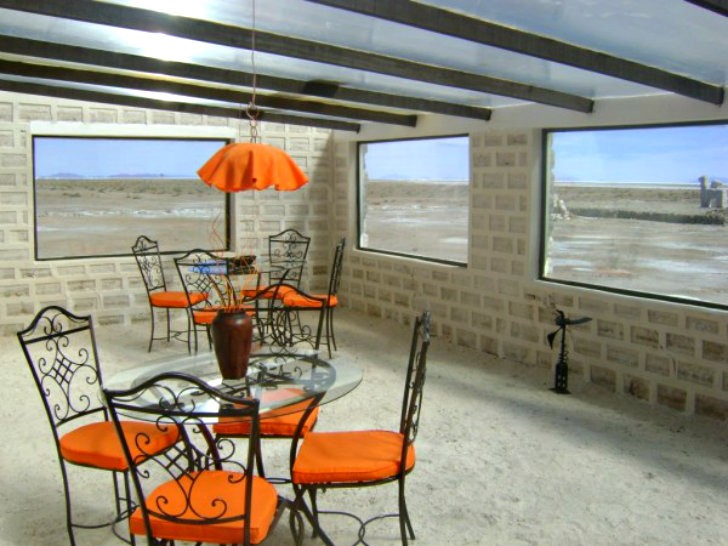 Choáng với khách sạn tuyệt đẹp làm từ 10.500 tấn muối ảnh 6