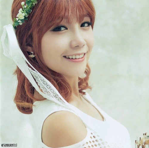 Nhan sắc Chi Pu ngang ngửa 5 mỹ nữ Hàn cùng tuổi ảnh 15