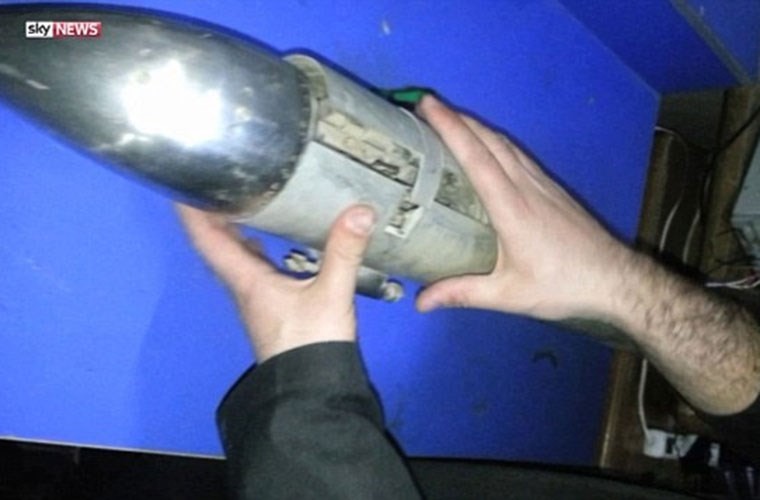 IS tung video hướng dẫn công nghệ chế tạo xe đánh bom cực nguy hiểm ảnh 3