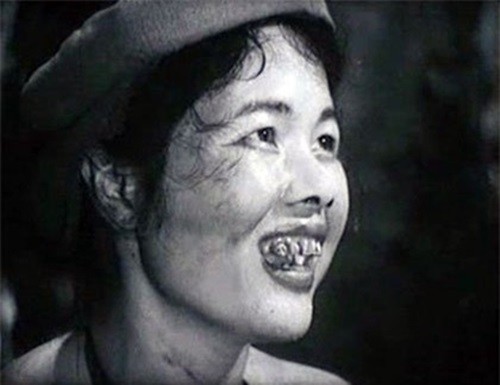 Cảnh nóng chấn động màn ảnh Việt và 'Chí Phèo', 'Thị Nở' giờ ra sao? ảnh 2