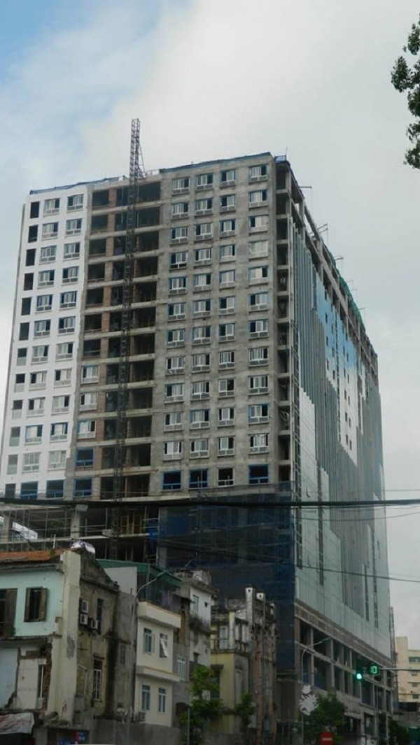 Danh sách những quan chức chịu trách nhiệm trong sai phạm 8B Lê Trực ảnh 1