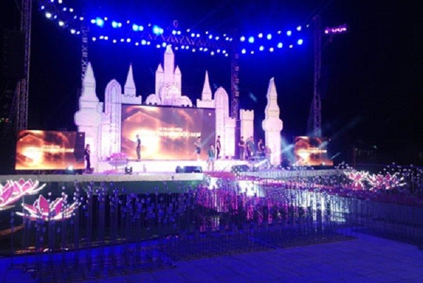 Đại gia miền Tây chi trên 10 tỷ cho tiệc cưới con gái ảnh 1