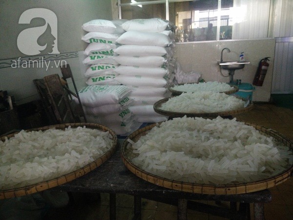 Bạn có dám ăn mứt tết khi xem những hình ảnh này? ảnh 9