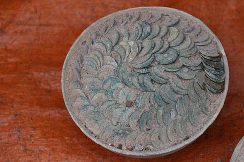 Săn 'hàng độc' trong phiên chợ đồ cổ duy nhất trong năm ảnh 12