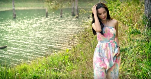 Trường Giang khóa môi Angela Phương Trinh mặc Quế Vân, Nhã Phương ảnh 3