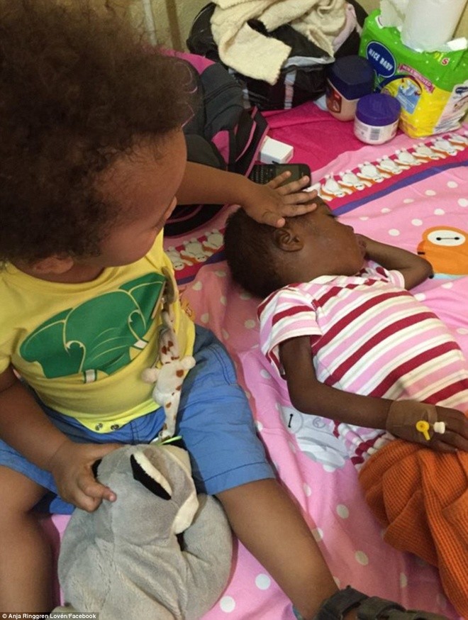 Đau lòng nhìn bé trai 2 tuổi suýt chết đói vì bị cho là phù thủy ảnh 4