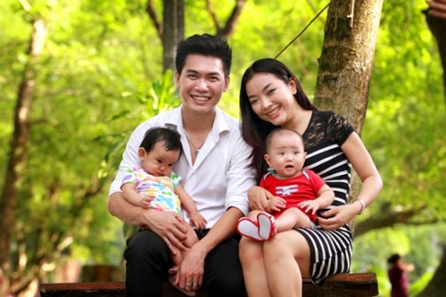 Khánh Thi khủng hoảng tâm lý sau sinh con cho chồng kém 12 tuổi ảnh 3