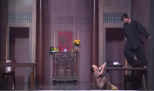 Hội ngộ danh hài: Trấn Thành bị 'tụt quần' ngay giữa sân khấu ảnh 1