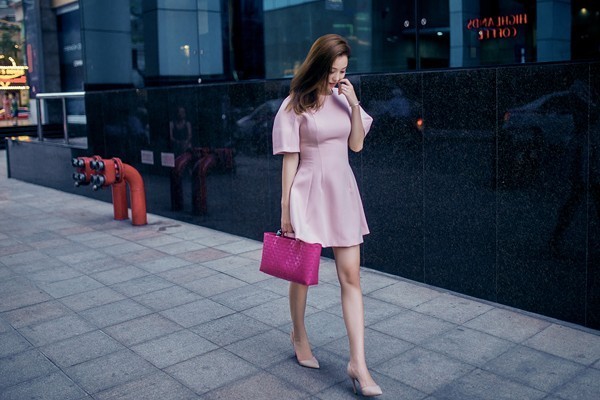 Gu thời trang khiến 'vạn người ngước nhìn' của Jennifer Phạm ảnh 15