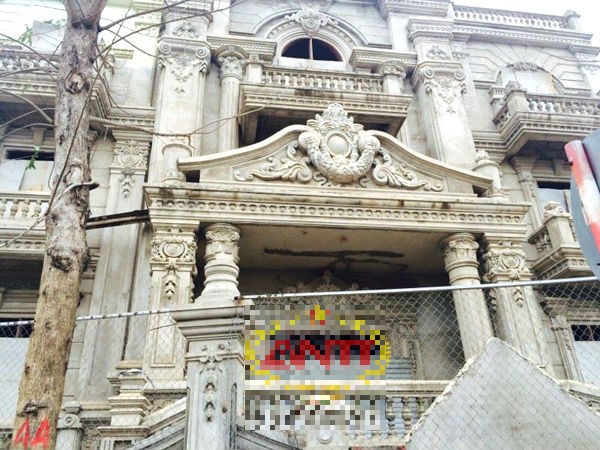 Cận cảnh biệt thự của đại gia 'nữ hoàng chuối' bỏ hoang bên sông ảnh 3