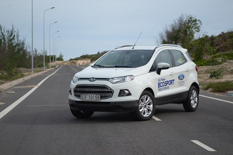 Các khoản thuế phí người mua xe mới phải biết ảnh 3