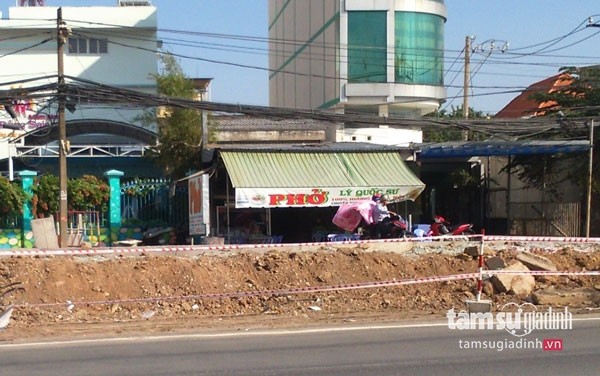 Bé trai bị bắt làm nô lệ và địa ngục trong quán phở Lý Quốc Sư ảnh 2