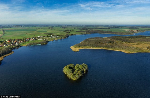 Vẻ đẹp kì diệu của những địa danh hình trái tim trên thế giới ảnh 13