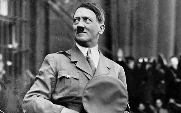 Cuộc chinh phục châu Âu và dị tật 'của quý' của Hitler ảnh 1