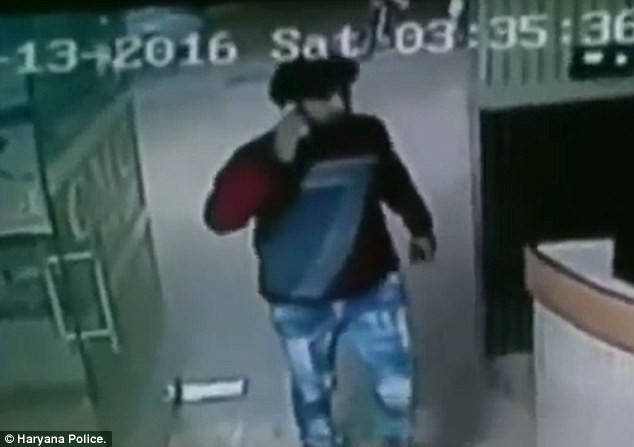 Thiếu nữ bị cưỡng hiếp ngay tại bệnh viện khi vừa sinh con ảnh 1