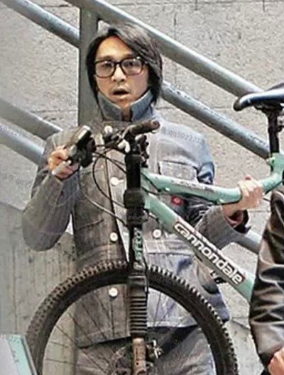 Châu Tinh Trì - 'quái nhân' thích rong ruổi trên phố với xe đạp ảnh 6