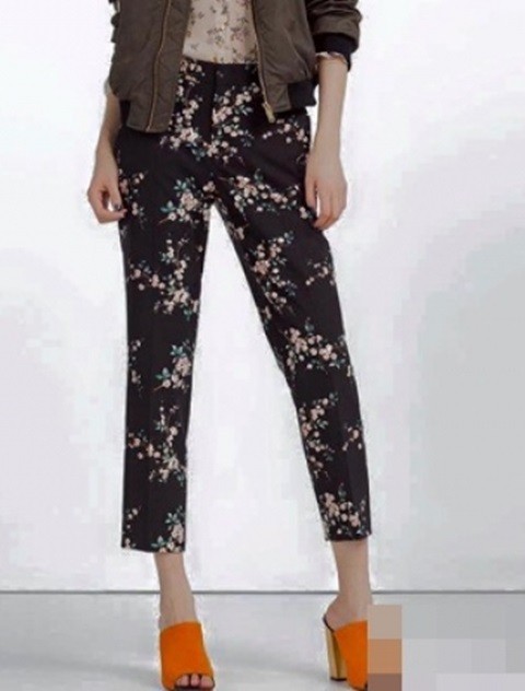 Sốt xình xịch với những kiểu kiếm tiền ‘bám váy’ scandal ảnh 2