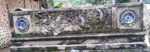Cận cảnh bể nước cổ 200 năm tuổi chạm khắc tinh xảo ở Hà Tĩnh ảnh 6